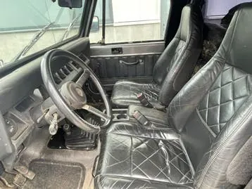 Jeep Wrangler 2500 1994 photo 3