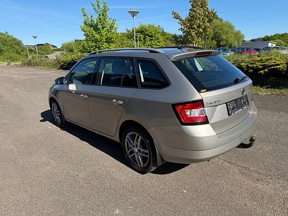 Skoda Fabia 2015 photo 5