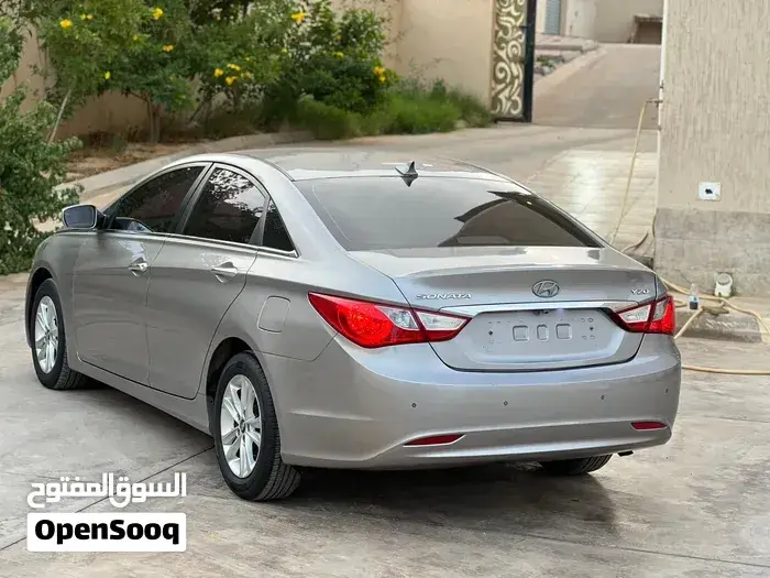 Hyundai Sonata 2010 photo 3