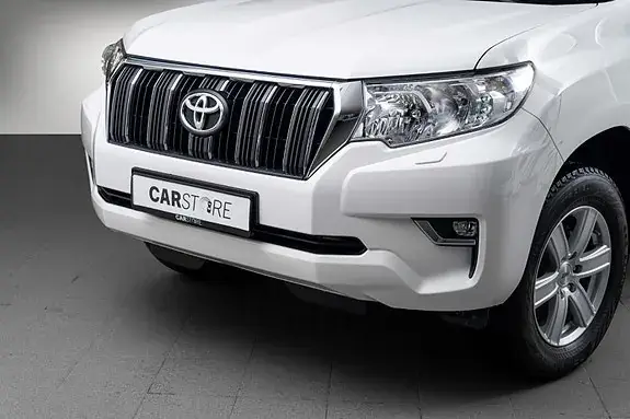 Toyota Land Cruiser 2022 photo 2