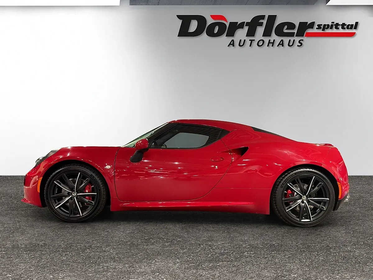 Alfa Romeo 4C 2015 photo 2
