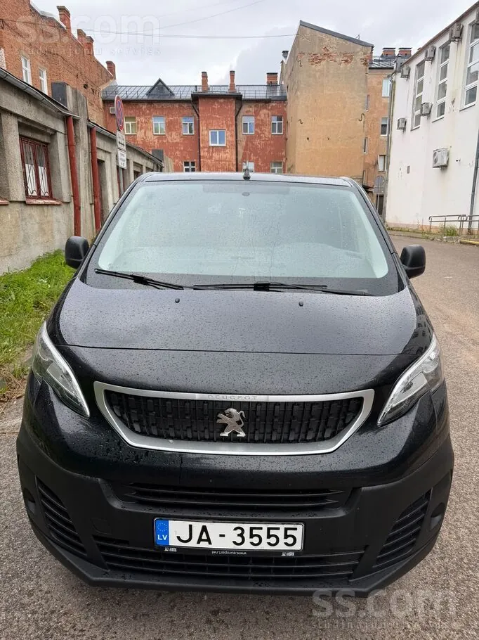 Peugeot Traveller