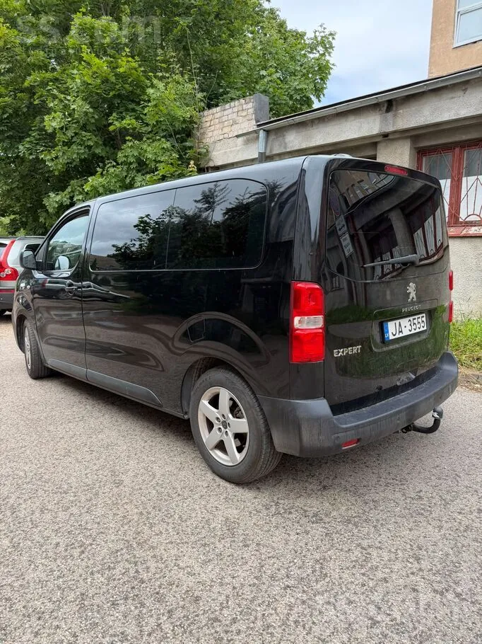 Peugeot Traveller 2018 photo 3