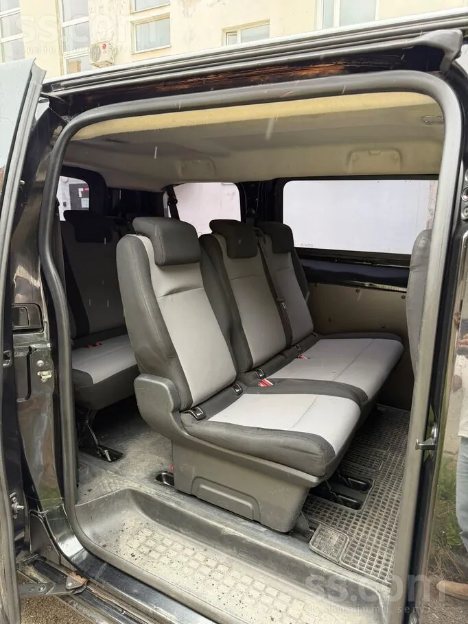 Peugeot Traveller 2018 photo 5