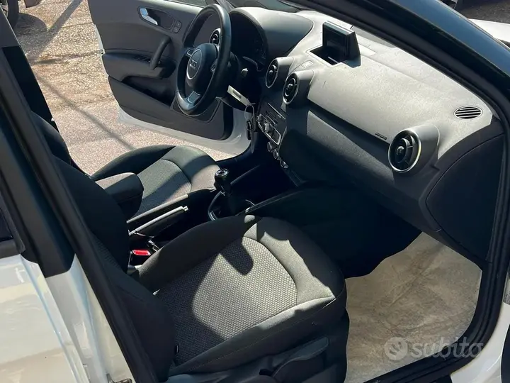 Audi A1 Sportback 2018 photo 5