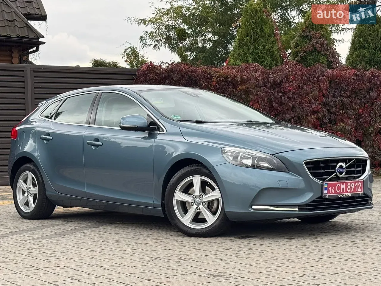 Volvo V40 2012 photo 4