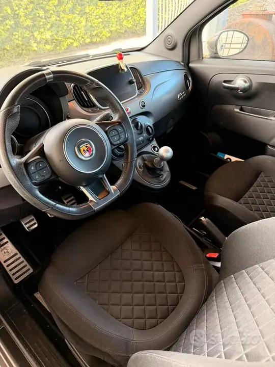 Abarth 595 2021 photo 4