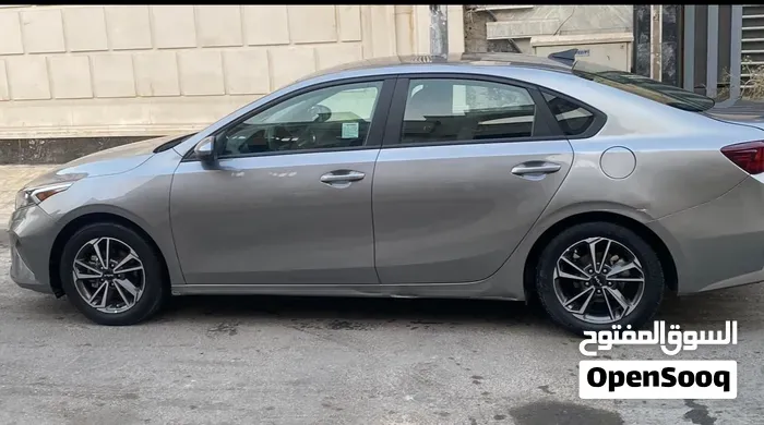 Kia Forte 2023 photo 3