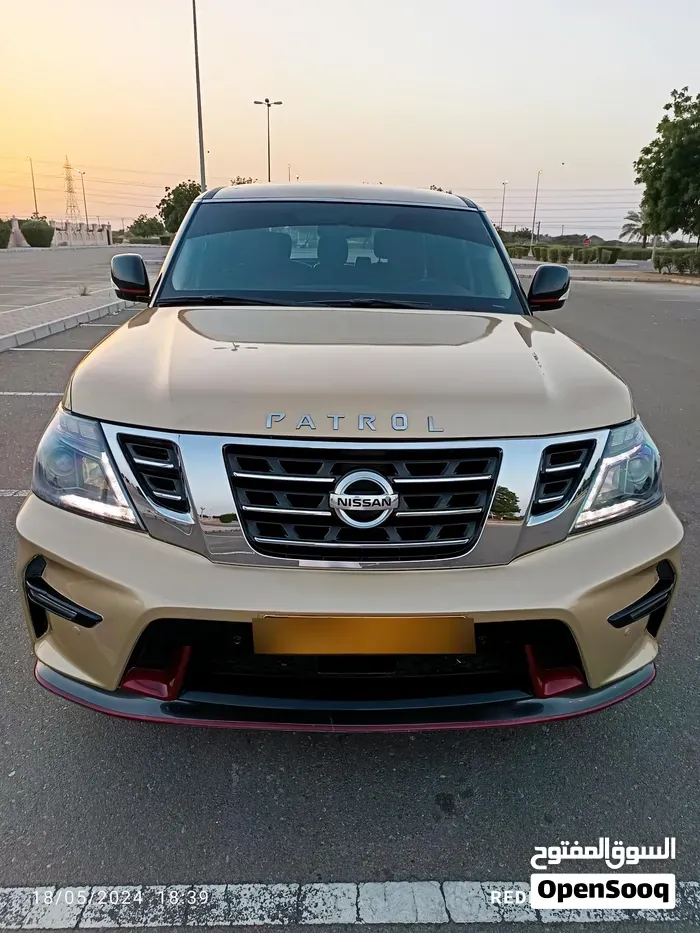 Nissan Patrol 2010 photo 2