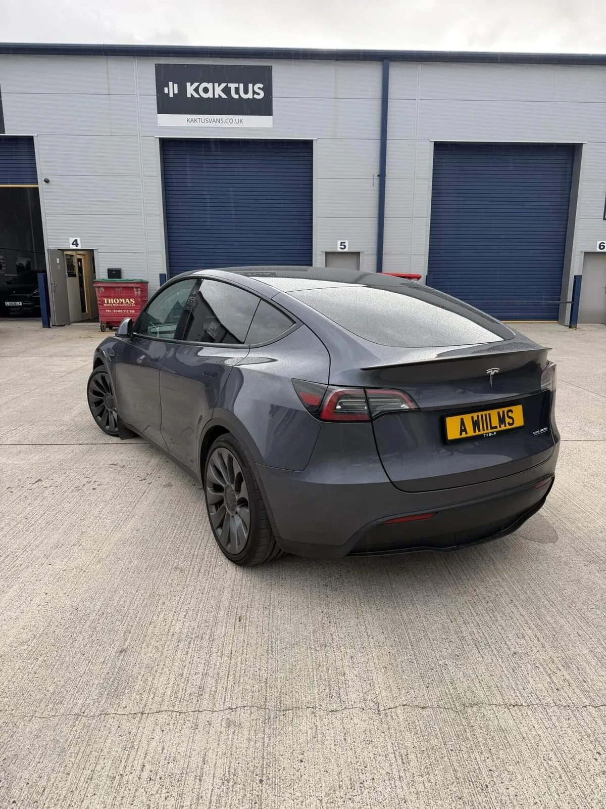 Tesla Model Y 2023 photo 5