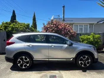 Honda Cr-V 2018 photo 2