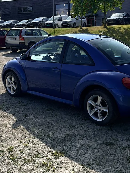 Volkswagen New Beetle 2002 photo 5
