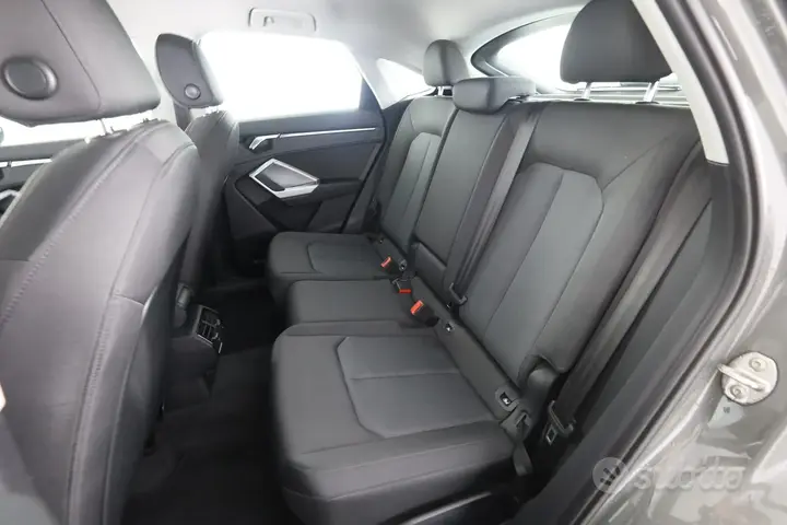 Audi Q3 2020 photo 3