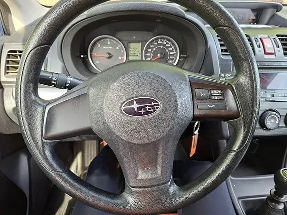 Subaru Xv 2013 photo 5