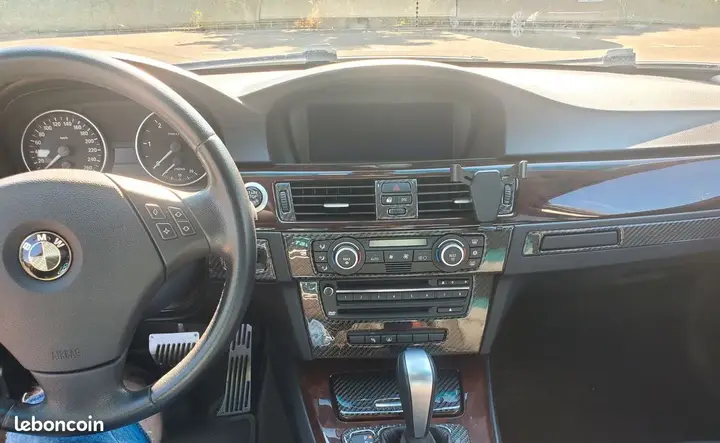 BMW 3 Series 2007 photo 2