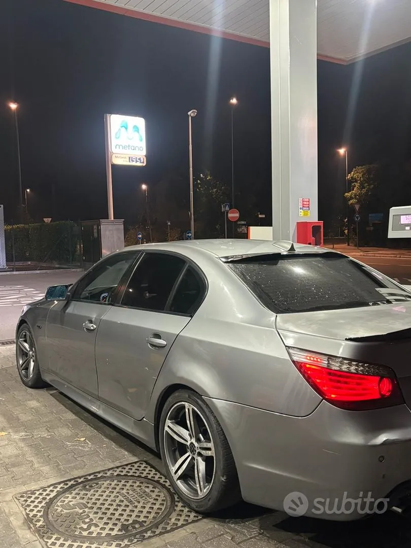 BMW 530D 2006 photo 3