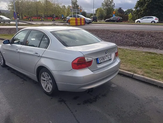 BMW 325I 2006 photo 3