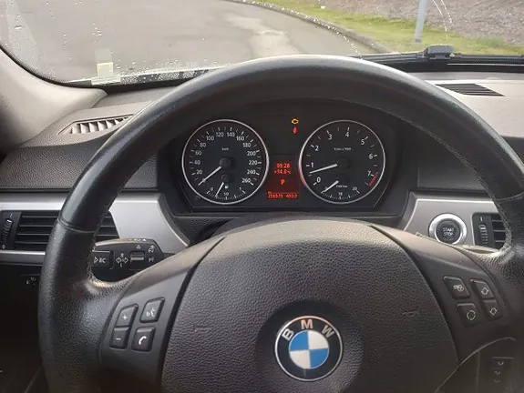 BMW 325I 2006 photo 4