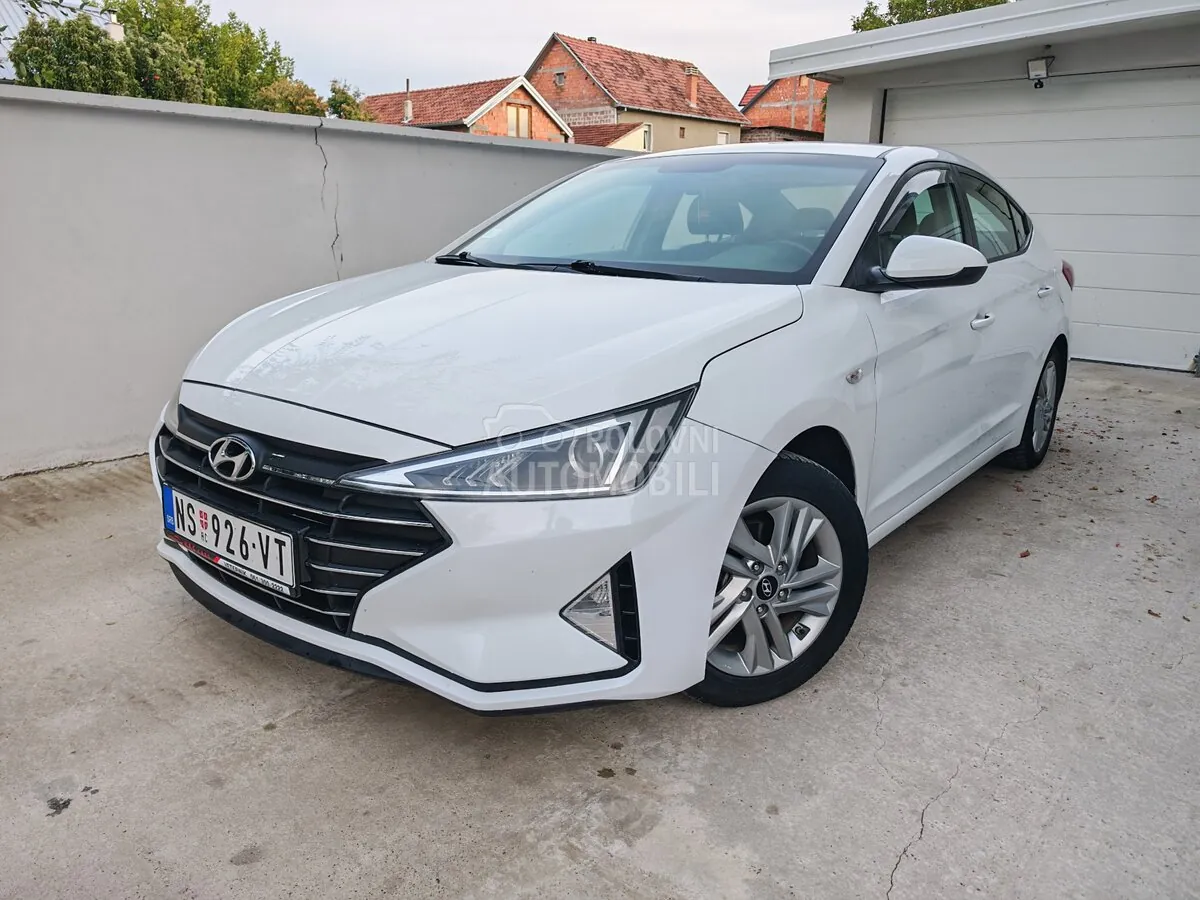 Hyundai Elantra