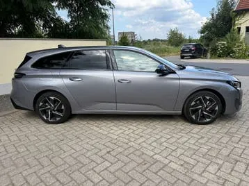 Peugeot 308 2025 photo 3
