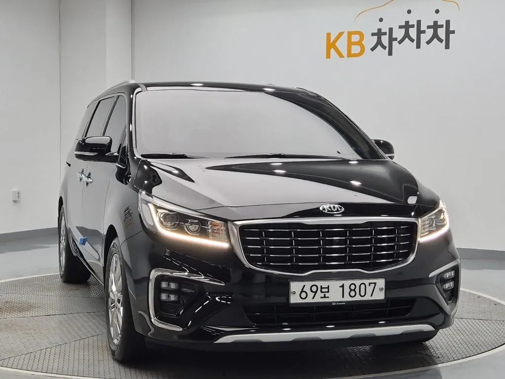 Kia Carnival 2019 photo 4