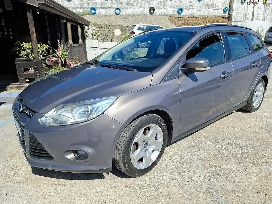 Ford Focus 2014 photo 3