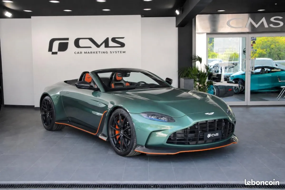 Aston Martin V12 Vantage