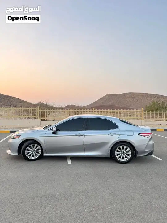 Toyota Camry 2018 photo 3
