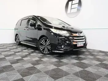 Honda Odyssey 2013 photo 2