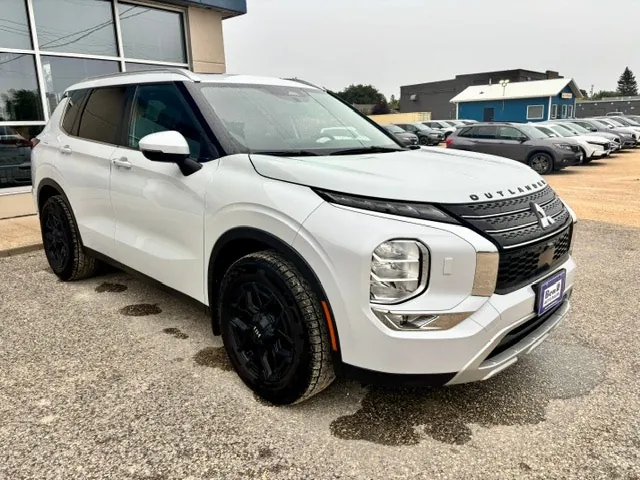 Mitsubishi Outlander 2022 photo 5