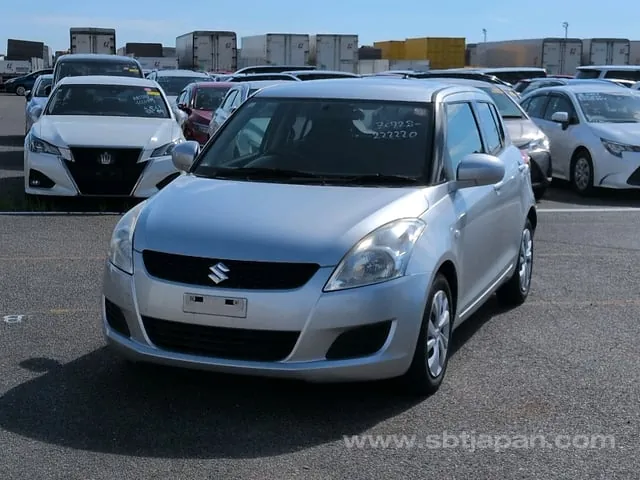 Suzuki Swift 2013 photo 2