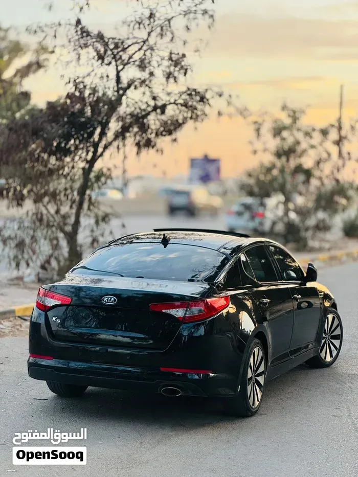 Kia K5 2011 photo 4