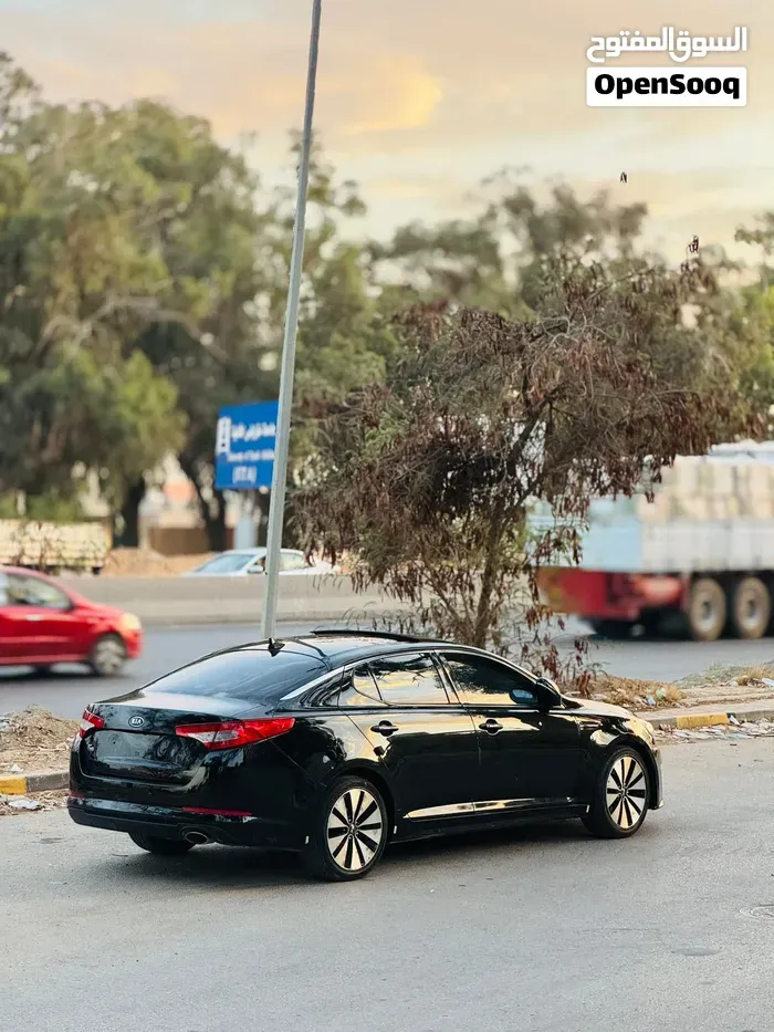 Kia K5 2011 photo 3