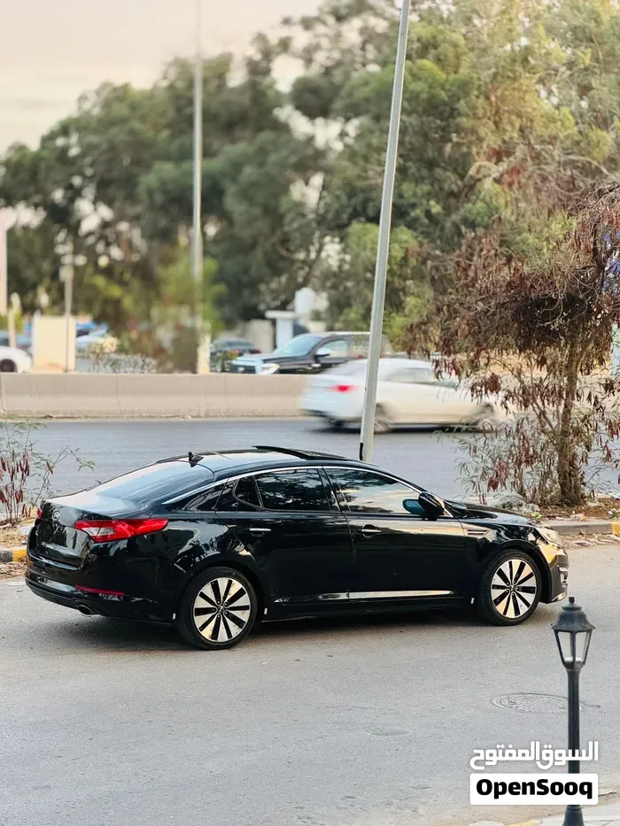 Kia K5 2011 photo 2