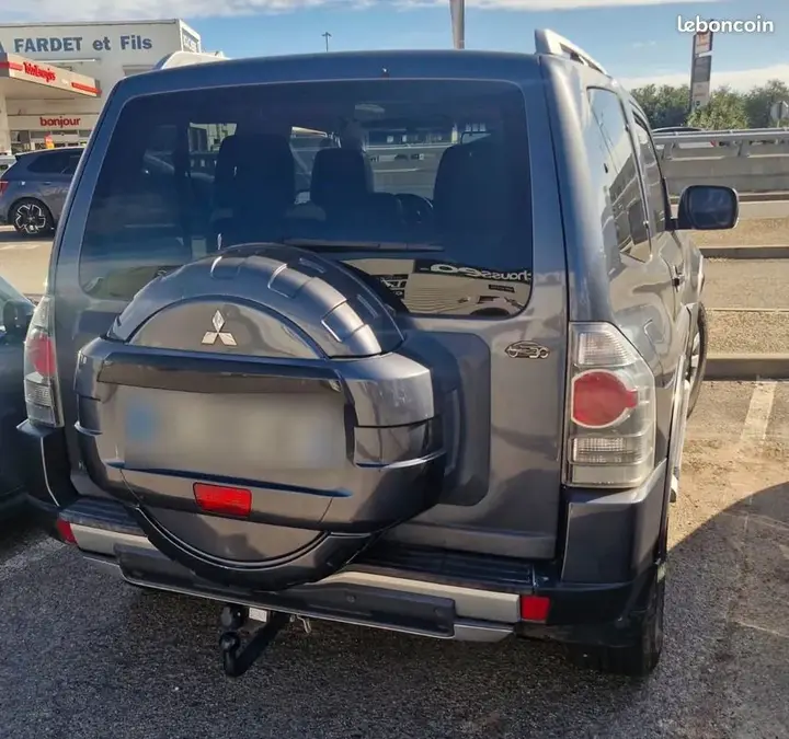 Mitsubishi Pajero 2008 photo 3