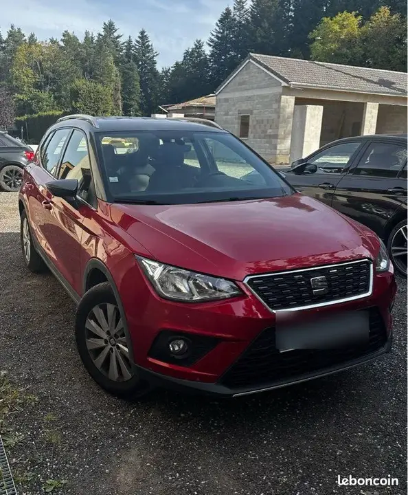 Seat Arona
