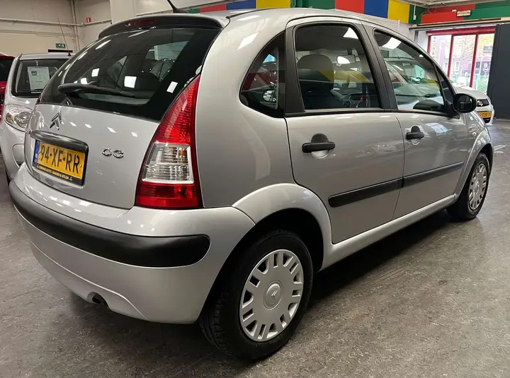 Citroen C3 2007 photo 2