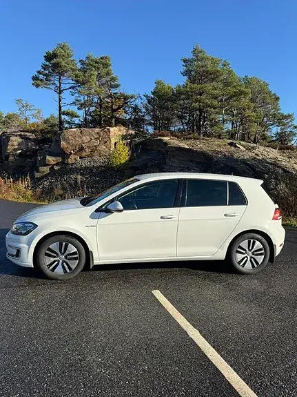 Volkswagen E-Golf 2018 photo 2