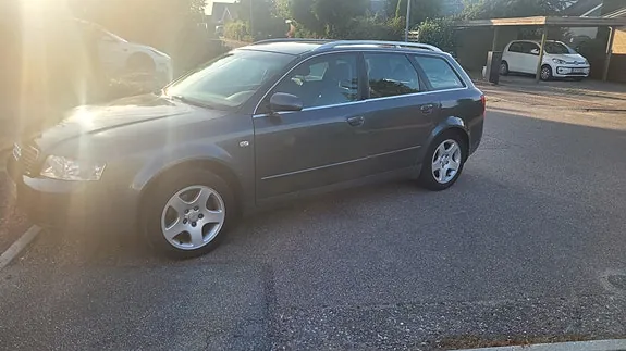 Audi A4 2001 photo 4
