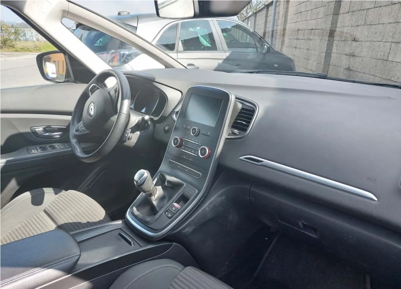 Renault Grand Scenic 2021 photo 4