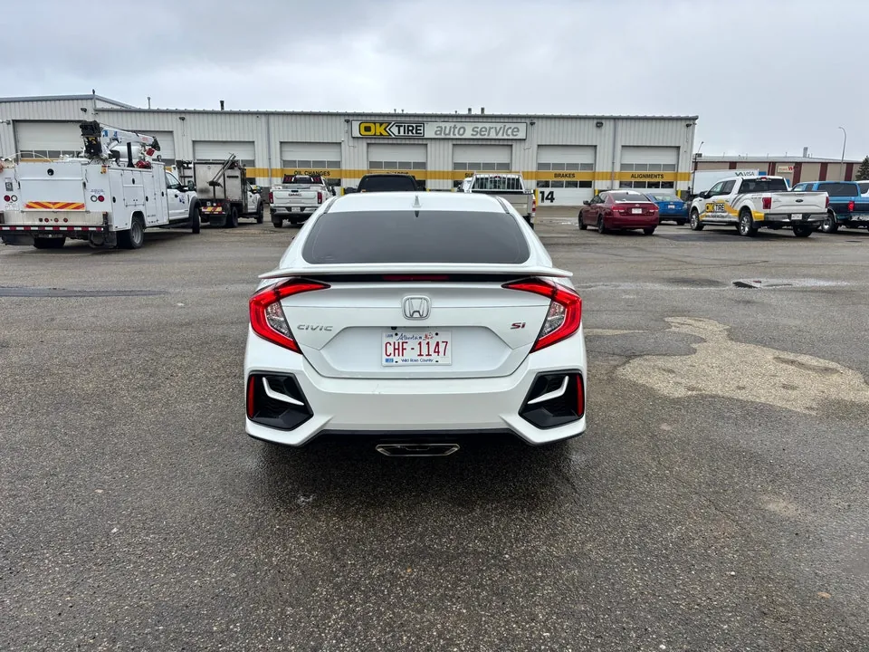 Honda Civic 2020 photo 2