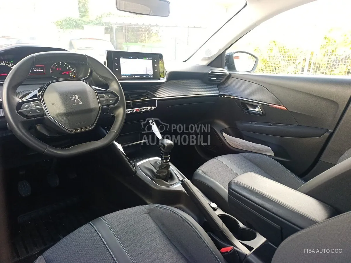 Peugeot 208 2022 photo 2