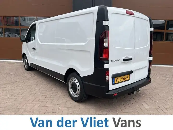 Renault Trafic 2021 photo 3