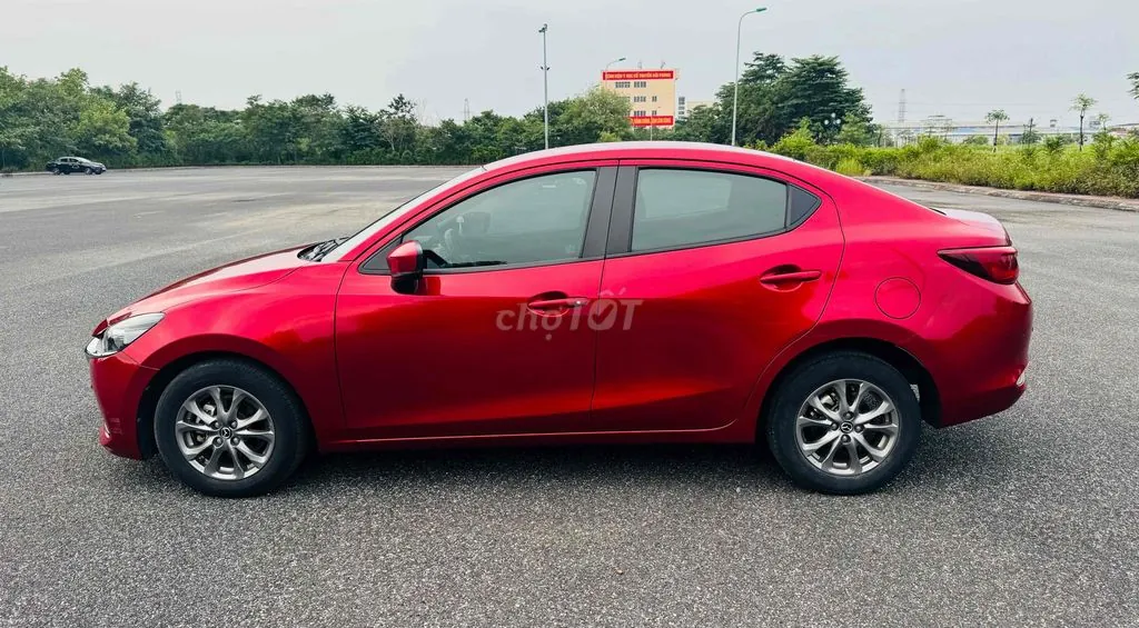 Mazda 2 2022 photo 3