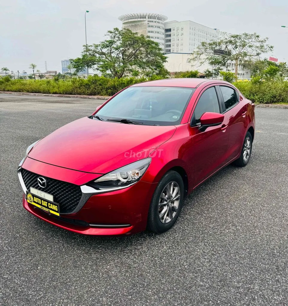 Mazda 2 2022 photo 2