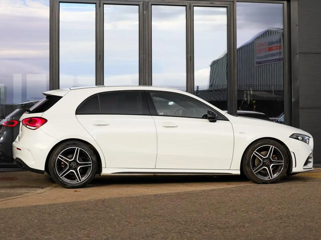 Mercedes-Benz A-Class 2022 photo 3