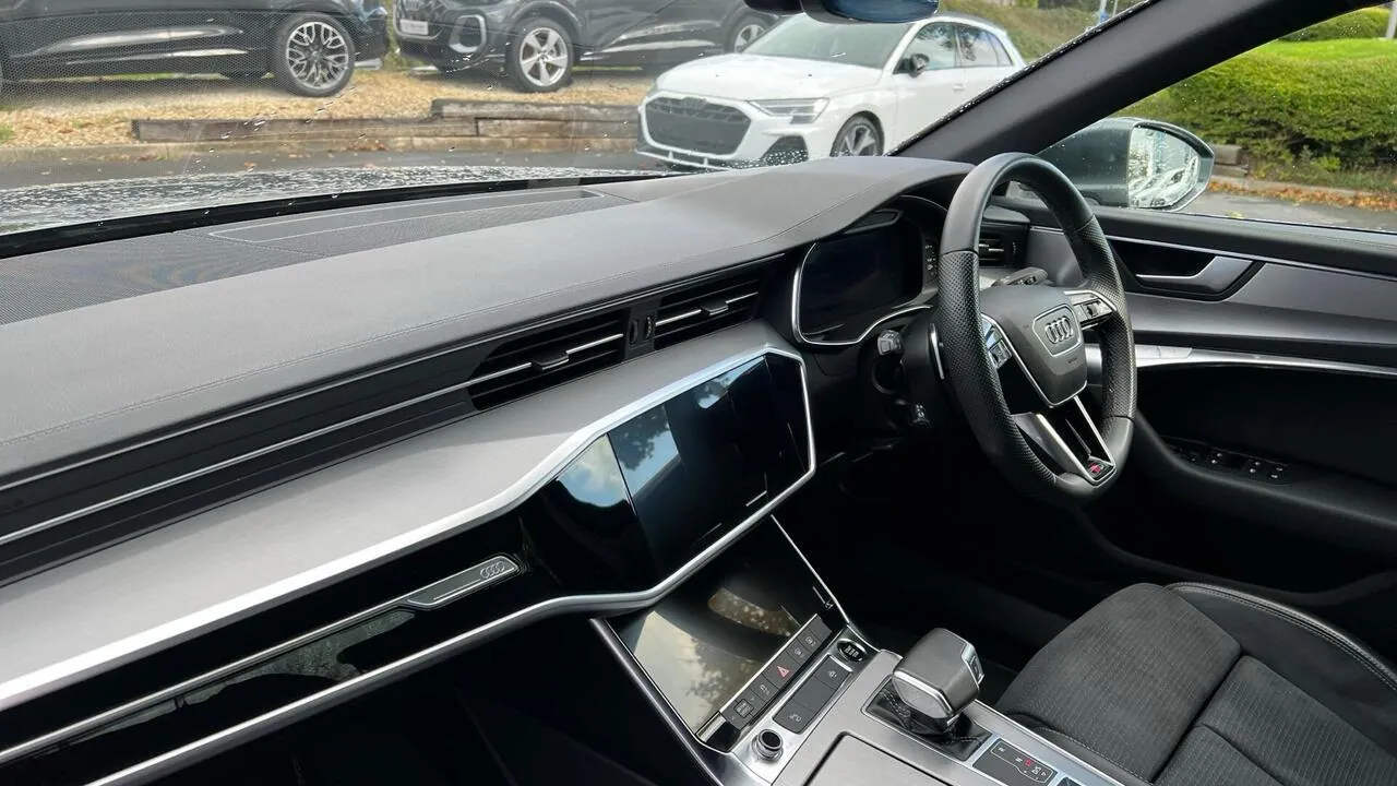 Audi A6 2024 photo 2