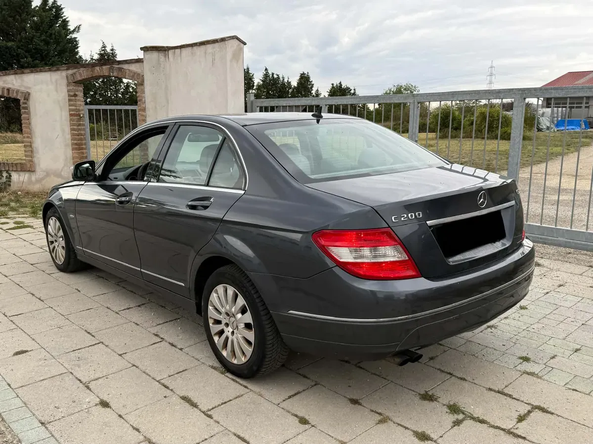 Mercedes-Benz C-Class 2008 photo 2