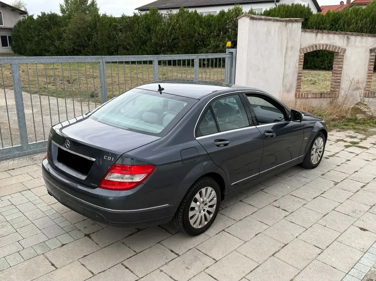 Mercedes-Benz C-Class 2008 photo 3