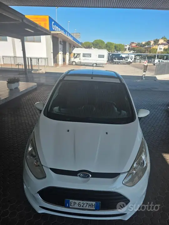 Ford B-Max 2012 photo 2